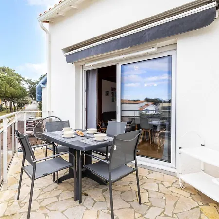 Les Adichats By Interhome * سانت باليه سور مير