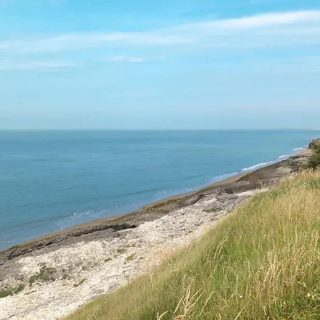 شقة Les Adichats By Interhome *