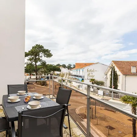 شقة Les Adichats By Interhome